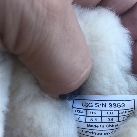 UGG Sparkly Bronze Sequin, Boots,7 - Picture 4 of 8